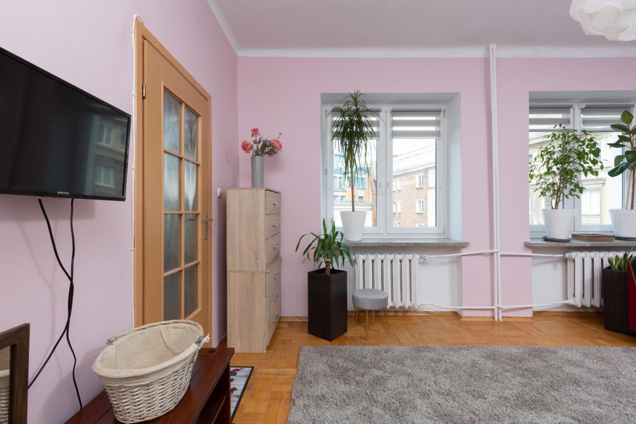 Metro Politechnika Studio Konstytucji By Renters Apartment Warsaw Luaran gambar